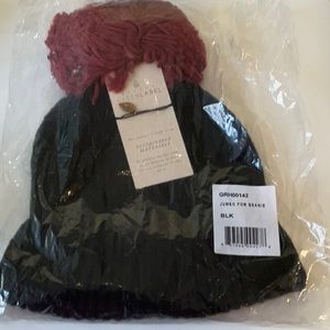 NWT QUAGGA GREEN LABEL JUMBO POM BEANIE AND BRACELET